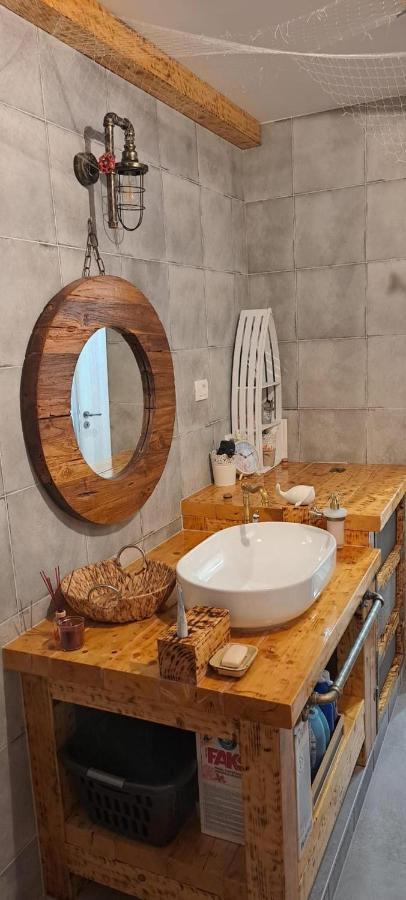 Apartment Fiora Kaštela エクステリア 写真