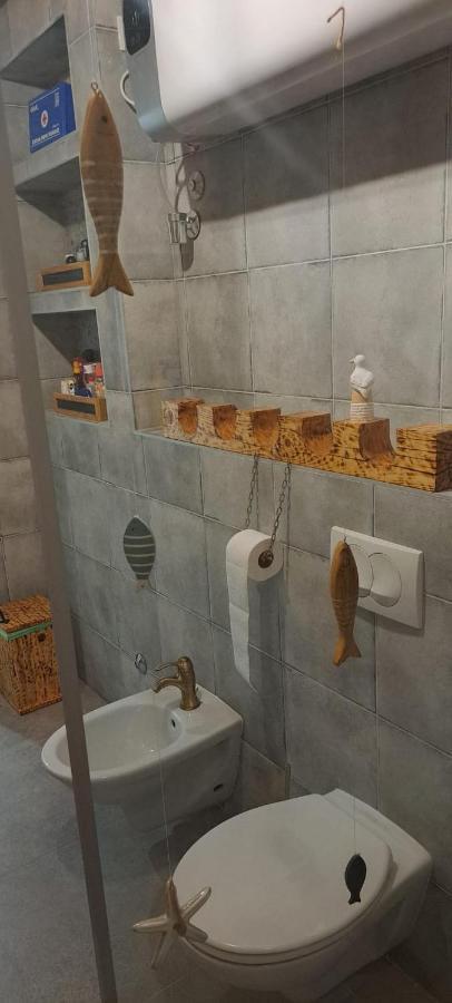 Apartment Fiora Kaštela エクステリア 写真